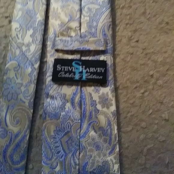 Men's Steve Harvey tie - Picture 3 of 3